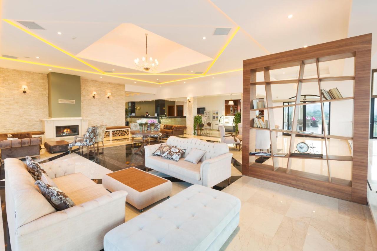 Korineum Golf & Beach Resort Agios Georgios  Kültér fotó