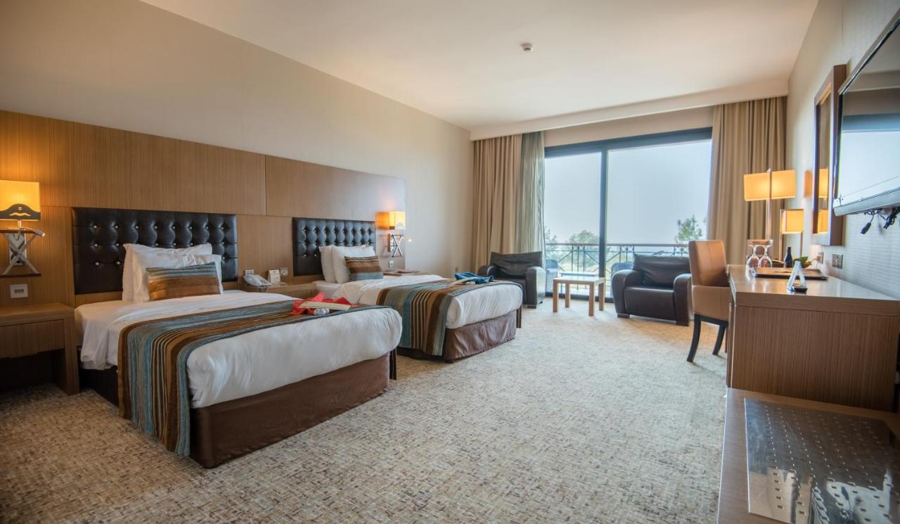 Korineum Golf & Beach Resort Agios Georgios  Kültér fotó