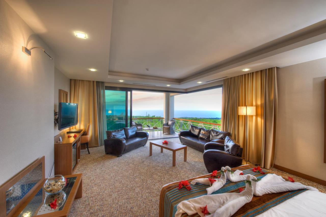 Korineum Golf & Beach Resort Agios Georgios  Kültér fotó