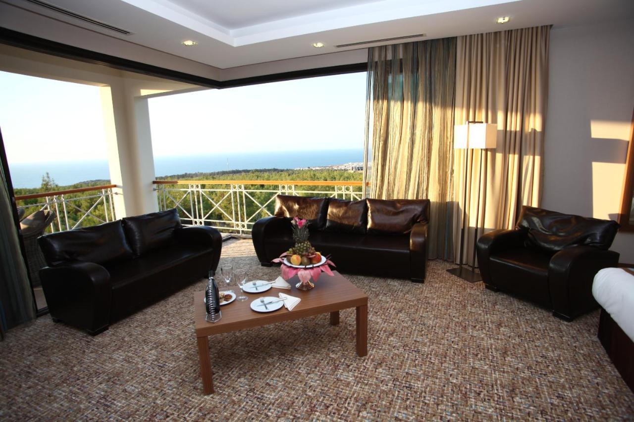 Korineum Golf & Beach Resort Agios Georgios  Kültér fotó
