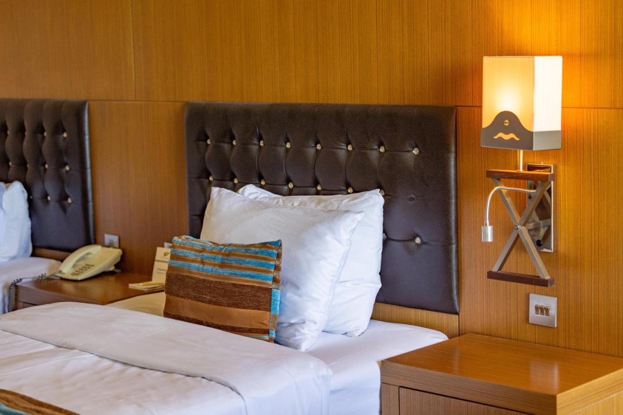 Korineum Golf & Beach Resort Agios Georgios  Kültér fotó