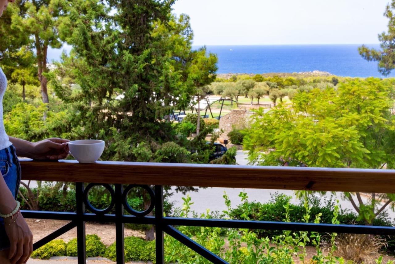 Korineum Golf & Beach Resort Agios Georgios  Kültér fotó